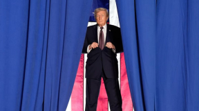 Здоров ли Трамп психически? The Guardian проанализировала необычное поведение президента США в 2025-м