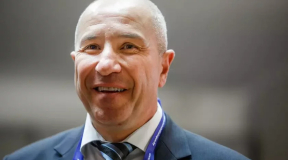 Как генерал Караев попытался «перевернуть страницу»