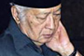 Умер экс-президент Индонезии диктатор Сухарто