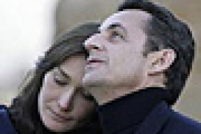 Саркози и Бруни поженились в Елисейском дворце