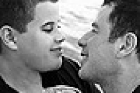 Багамский политик шантажировал Траволту после смерти сына