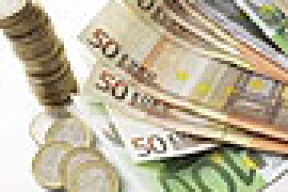 Евро «взял» рубеж в 4 тысячи рублей