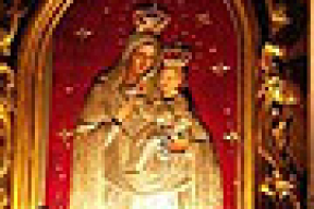 В Браславе короновали чудотворную икону Божьей Матери Владычицы Озер