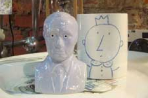 Народные умельцы сделали солонку в виде Путина (фото)