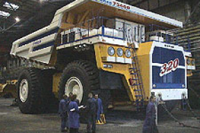 Защитников уволенного рабочего обвинили в организации несанкционированного пикета на «БелАЗе»