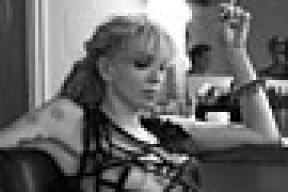 Роковая рокерша Кортни Лав обнажилась ради нового альбома (фотосессия)