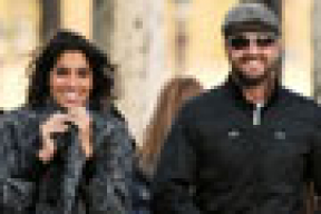 Джерард Батлер встречается с французской телеведущей (фотофакт)