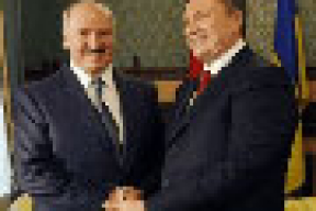 Лукашенко — Януковичу: «Дело в том, что кое-кто напрягается по поводу наших отношений, мы не собираемся никого напрягать»