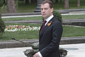 Дмитрий Медведев: «Теперь одним из главных врагов Беларуси объявлена Россия» (видео)