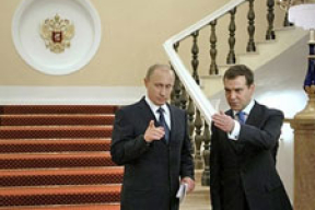 «И Путин, и Медведев желают Лукашенко скорейшего отхода от власти»