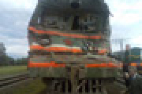 В Кобринском районе электровоз столкнулся с грузовым МАЗом (фото)