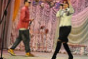 Дубровенская бабушка читает рэп (видео)