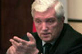 «Надо возвращаться к вопросу введения единой валюты. Второго кризиса белорусская система не переживет»