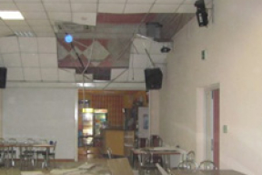 В волковысском кафе на мужчину обрушился потолок (фото)