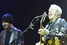 Макаревич в Минске исполнил «песню про Путина»