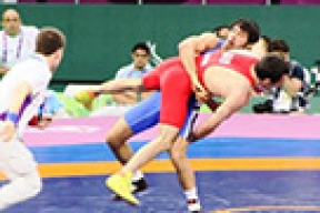 Борцы из Беларуси и Грузии подрались во время схватки на Евроиграх