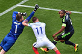 Англия одержала волевую победу над Уэльсом