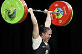 Тяжёлоатлетка  Дарья Наумова завоевала серебряную медаль - первую в команде Беларуси на Олимпиаде-2016