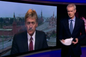 Как пресс-секретарь Кремля юлит, отвечая на вопросы о сбитом «Боинге»