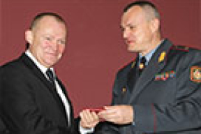 Руководить хоккейным «Динамо» поставили силовика