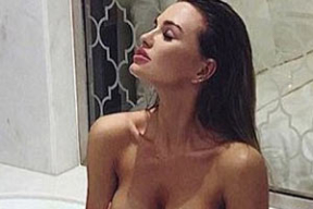 Как полуголые россиянки прославляют отдых в Дубаи