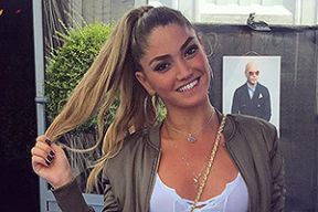 Вы бы доверили свою защиту такому горячему адвокату? (голосование)