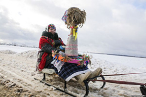 Унікальны абрад: Як цягнулі Каляду на дуба