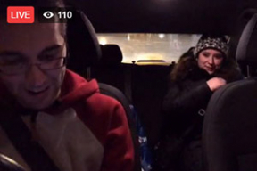 Блогер Мотолько, включив лайв-видео, подвозил в новогоднюю ночь минчан