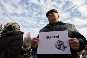 «Не надо спешить хоронить режим Лукашенко»