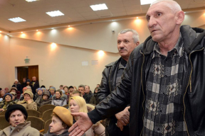 «Националист» Лукашенко и повстанцы с улицы Комсомольской