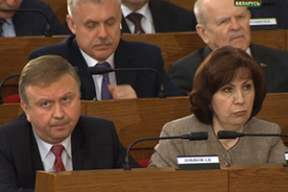 Лица и эмоции: Лукашенко говорит – чиновники слушают. 20 невеселых картинок