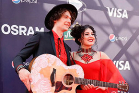 Фотфакт: Naviband на красной дорожке «Евровидения»