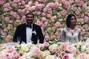 Стало известно, что Путин подарил на свадьбу Овечкину