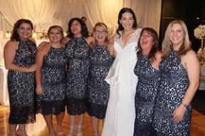 Кошмар на свадьбе: шесть женщин случайно пришли в одинаковых платьях