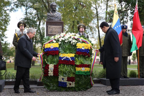 Как белорусские власти открыли памятник не тому борцу за независимость