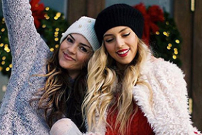 Угадай, кто из них мать, а кто дочь!