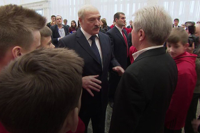 Диалог Лукашенко и легендарного футбольного тренера: «Ты» против «Вы»