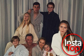 Пресс-секретарь Путина с обнаженным торсом в окружении семьи. «Династия»