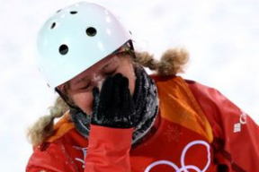 Две белоруски вышли в финал соревнований по фристайлу, а одна врезалась лицом в склон