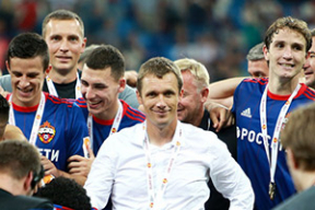 Виктор Гончаренко выиграл первый трофей на посту главного тренера ЦСКА. И запретил шампанское