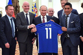 Именная футболка Путина. Фотофакт