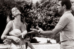 Урсула Андресс: «Я надела бикини и за одну ночь стала знаменитой» (+ архивные фото для Playboy)