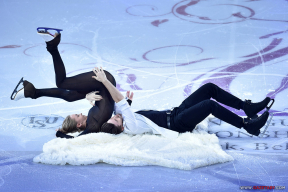 Полеты на коньках над Ареной