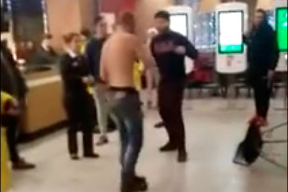 Белорус подрался с дагестанцем и разгромил «Макдоналдс» в Москве