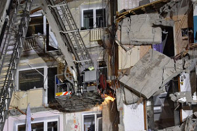 Разбор завалов обрушившегося дома в Магнитогорске: уже 19 погибших, 22 человека еще ищут