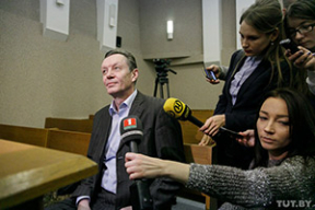 Суд по «делу медиков»: «Тяжело жить, читаю Данте»