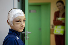 Как спасают детей после езды с горок на тюбингах