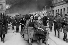 «Они не обретали свободу, а лишь попадали в руки других палачей, уже не со свастиками, а с красными звездами»