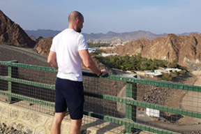 Белорус о переезде в Эмираты: «Работаю в магазине, зарплата — $ 3 тысячи»