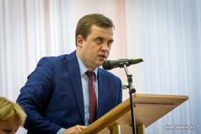 Назначена дата суда над экс-главным архитектором Минска. А как быть с тем, что он не ходит?